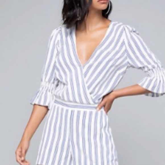 BEBE Blue & White Striped Romper Shorts Size 14 - Picture 1 of 14